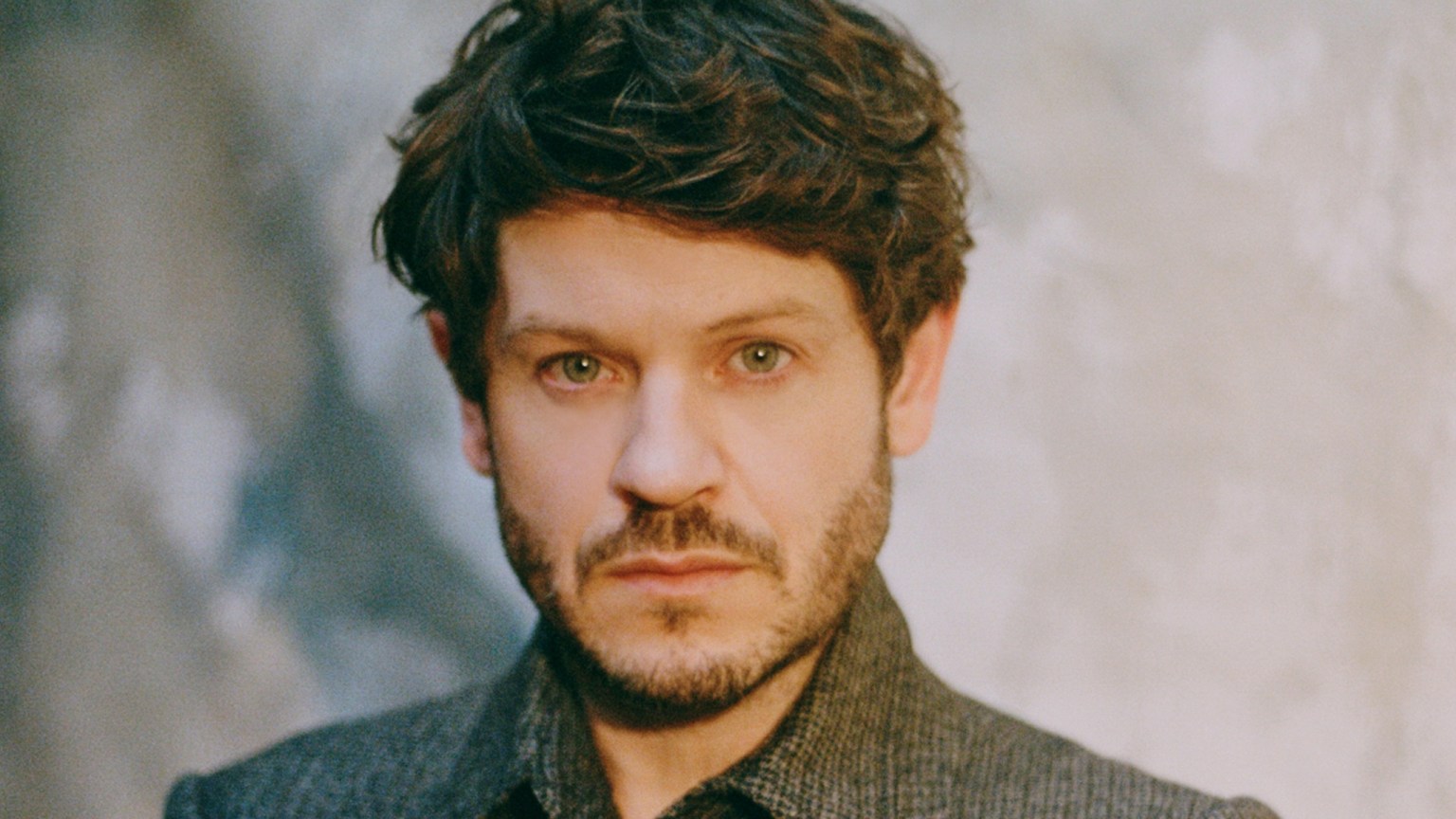 Iwan Rheon Interview