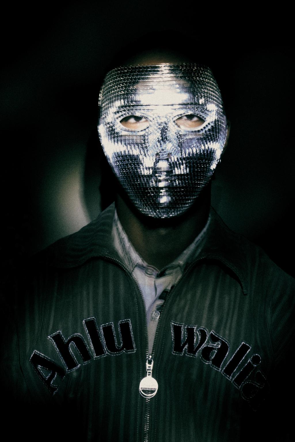 Rising R&B star Ebubé Interview